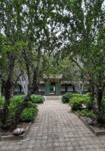 No.18 Qianhai West Street