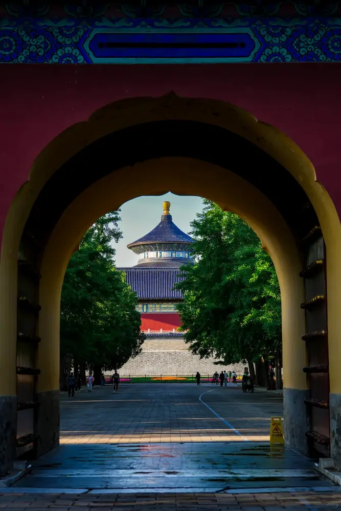 Taking a photo of the Hall of Imperial Purity and the Hall of Prayer for Good Harvests from outside the North Heavenly Gate