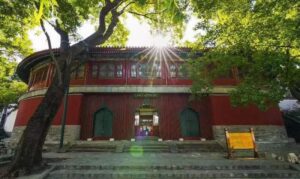 Hidden Gems of Beijing’s Beihai Park