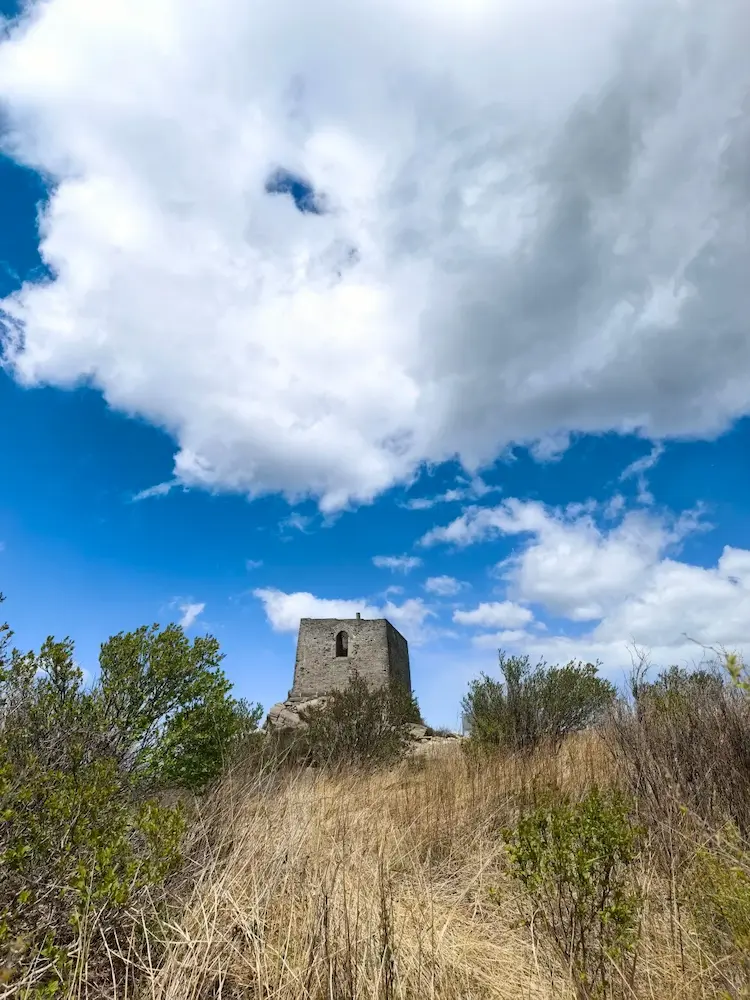 Photos of Ruined Walls of Changyucheng Great Wall