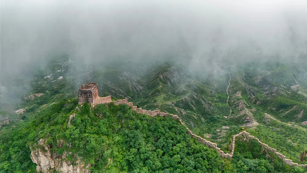 Sea of Clouds over Simatai Great Wall