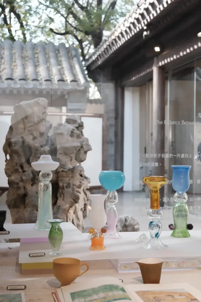 The aromatherapy diffusers in the To Summer store