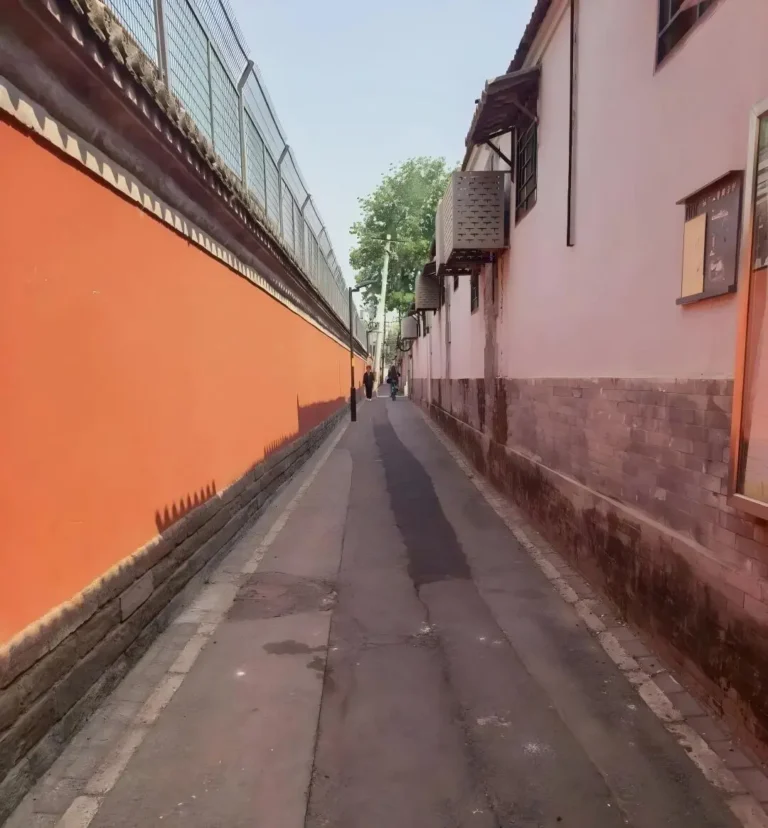 The long red wall on the east side of the Confucian Temple